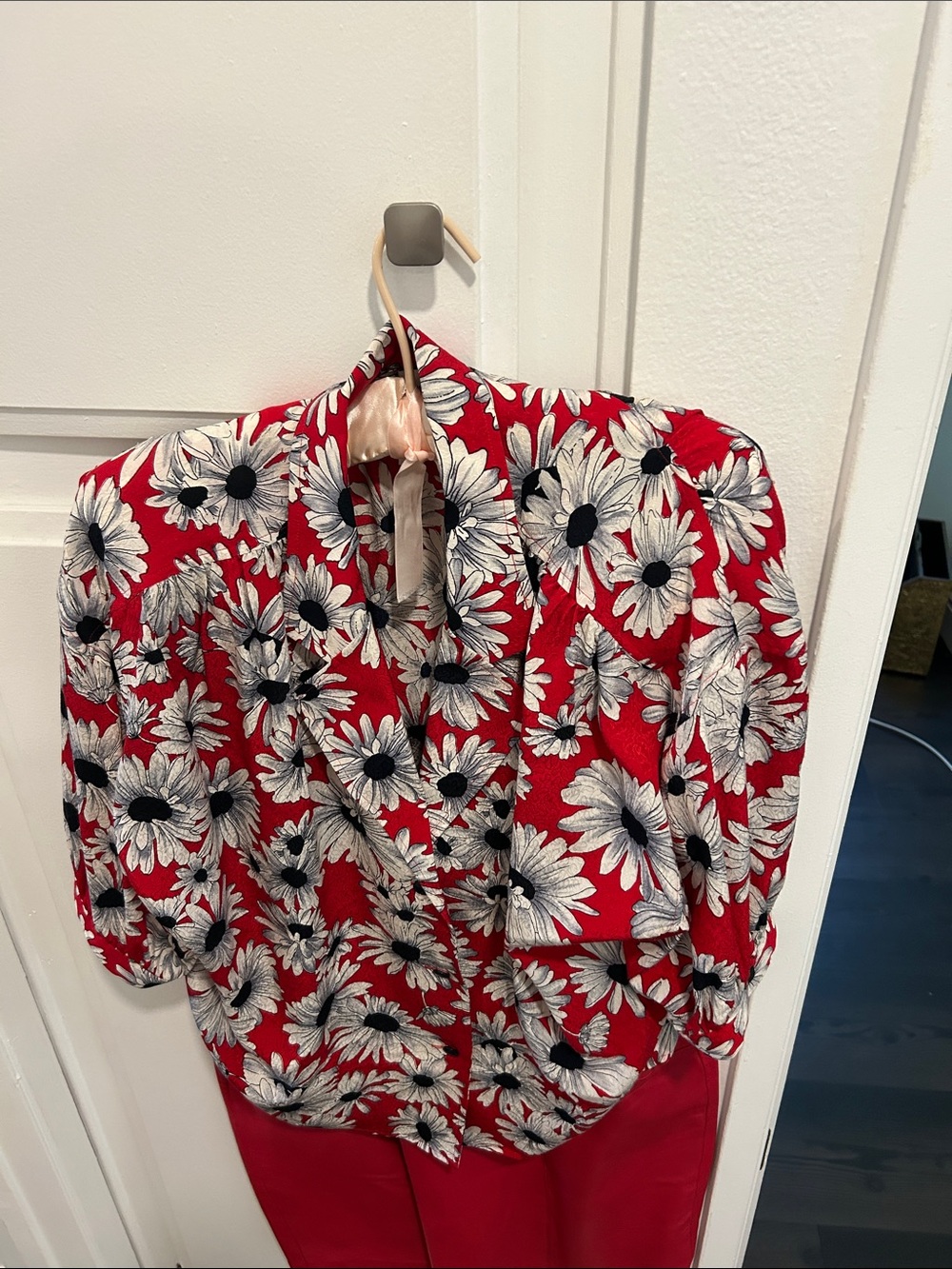Red Silk Floral Button-Front Blouse with Daisy Print